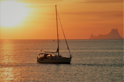 Sonnenuntergang vor Formentera (Public Domain / Pixabay)  Public Domain 
Informations sur les licences disponibles sous 'Preuve des sources d'images'